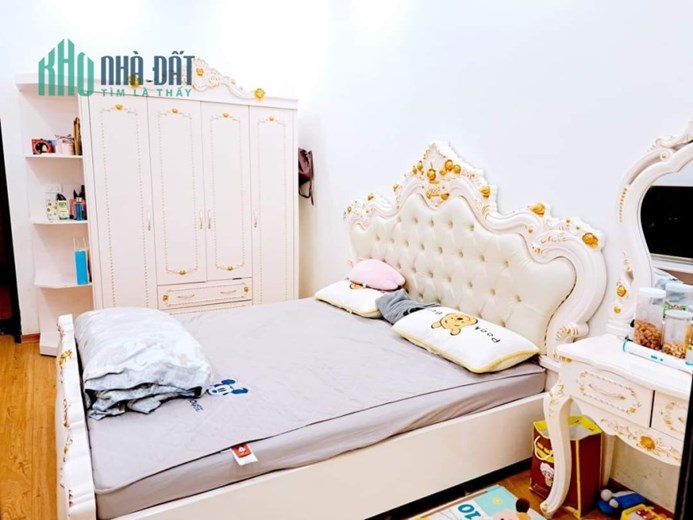 NHÀ ĐẸP 51M2X3T NGÔ THÌ SỸ- VẠN PHÚC- Ô TÔ ĐỖ - NGÕ BA GÁC THÔNG TỨ TUNG - NHỈNH 5 TỶ
