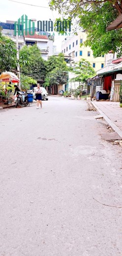 NHÀ ĐẸP 51M2X3T NGÔ THÌ SỸ- VẠN PHÚC- Ô TÔ ĐỖ - NGÕ BA GÁC THÔNG TỨ TUNG - NHỈNH 5 TỶ