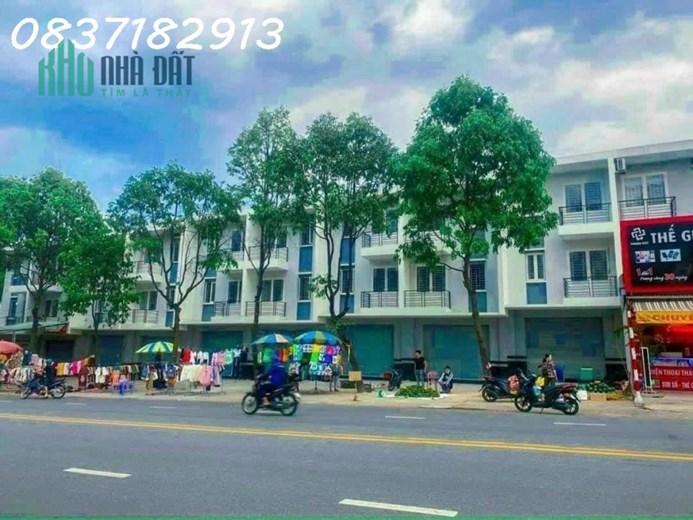 Bán nhà phố khu dân cư Mỹ Phước 3, bàn giao hoàn thiện 1 trệt 2 lầu, dân cư sầm uất