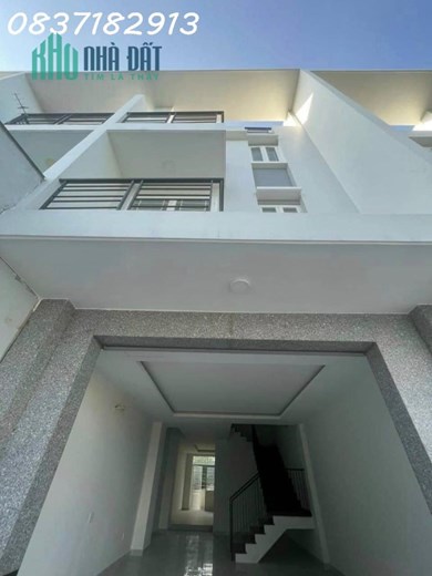 Bán nhà phố khu dân cư Mỹ Phước 3, bàn giao hoàn thiện 1 trệt 2 lầu, dân cư sầm uất