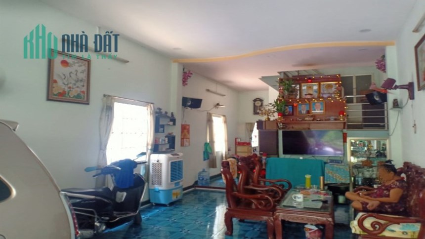 Bán nhà V.Lài Phường An phú đông QUẬN 12, vuông đẹp dài 30m, Đường 4m, giá chỉ 8 tỷ