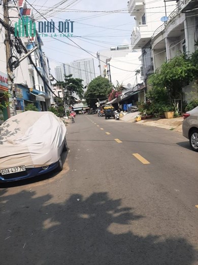 Nhà 3 tâng Mặt tiền kinh doanh gần chợ Tân Quy - Phường Tân Quy - Quận 7 . giá 13.6 tỷ