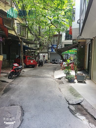 Kinh doanh đỉnh tập thể tầng 1 Nguyễn Chí Thanh, ô tô 70m mặt tiền 4m.