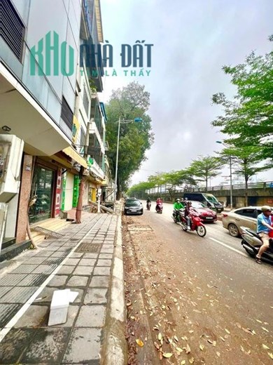 Bán nhà mặt phố kinh doanh trung tâm Ba Đình, vỉa hè 4m