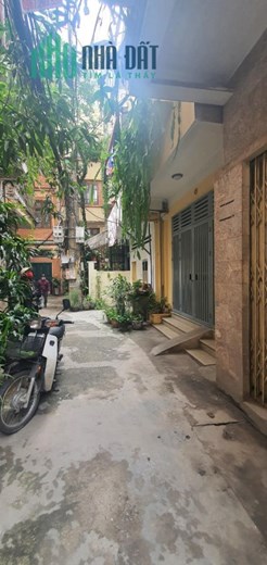 Bán nhà 4 tầng mặt ngõ Kim Mã, Ba Đình, thiết kế 3 phòng ngủ