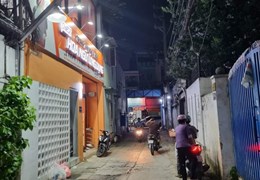 Bán nhà Trần Bình Trọng 71m đất Ngang 5m  6 pn xe hoi vào nhà hơn 10 tỷ TL