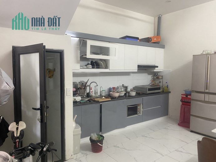 Bán nhà phố VĨnh Tiến - Lê Chân 50m 4 tầng như mới GIÁ 2.95 tỉ ngay cạnh Gara ô.tô