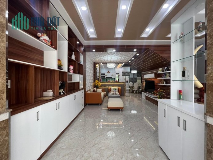 KHU BIỆT THỰ NAM LONG 6x16 NHÀ MỚI VÀO Ở NGAY-PHƯỜNG PHÚ THUẬN QUẬN 7