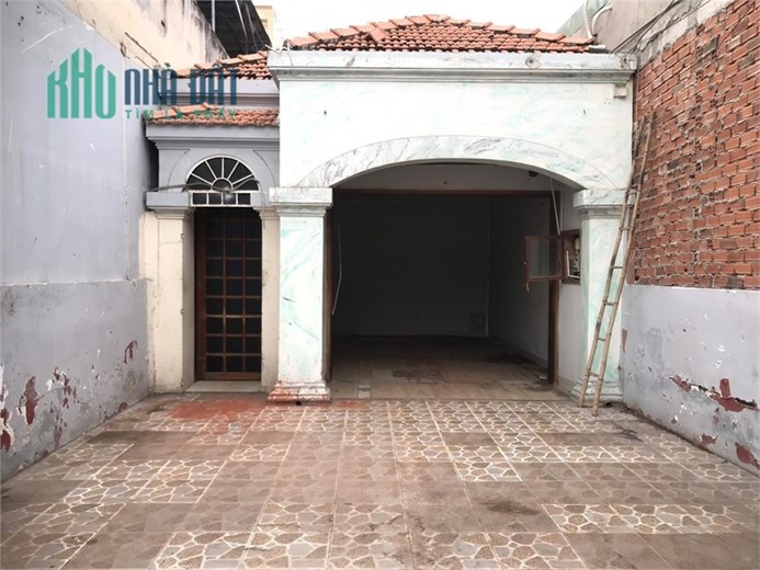Cho thuê mặt bằng 175m2 cạnh KCN Đông Xuyên đường 30/4, tpvt