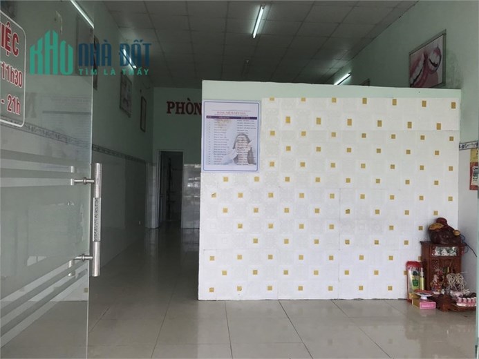 Cho thuê mặt bằng 2 mặt tiền nhà mới đường 30/4, tpvt