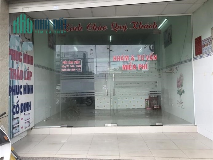Cho thuê mặt bằng 2 mặt tiền nhà mới đường 30/4, tpvt