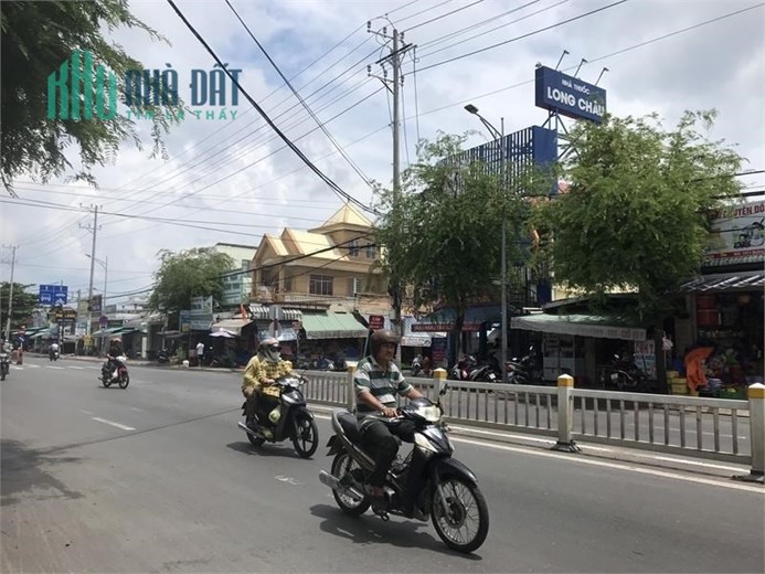 Cho thuê mặt bằng 2 mặt tiền nhà mới đường 30/4, tpvt