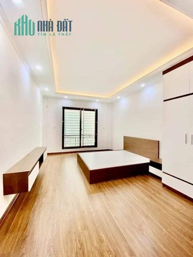 BÁN NHÀ MỚI ĐẸP 5 TẦNG CHỈ 30M RA ÔTÔ RA MẶT PHỐ DT: 35M MT:4.2M 3 NGỦ RỘNG THOÁNG - GIÁ: 4x TỶ CÓ