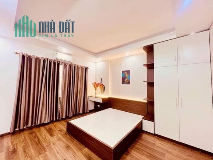 BÁN NHÀ MỚI ĐẸP 5 TẦNG CHỈ 30M RA ÔTÔ RA MẶT PHỐ DT: 35M MT:4.2M 3 NGỦ RỘNG THOÁNG - GIÁ: 4x TỶ CÓ