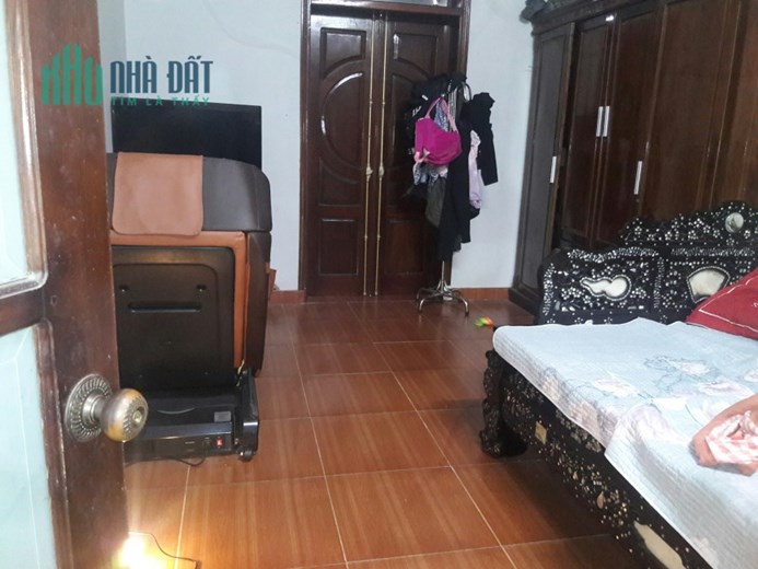 Bán nhà mặt ngõ ô.tô tránh nhau, 44m 4 tầng GIÁ 3.1 tỉ phố Trại Lẻ - Lê Chân