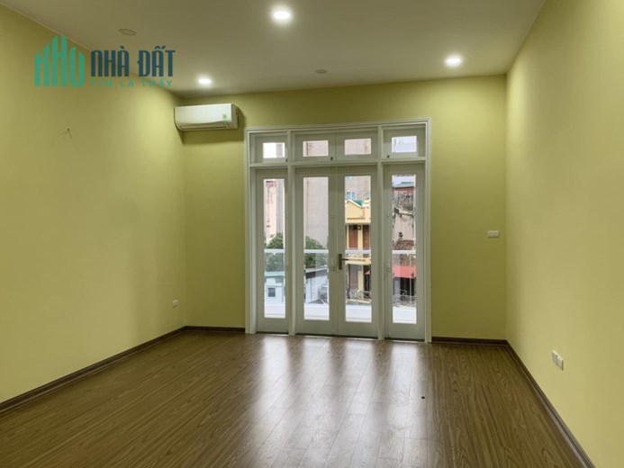 Bán Nhà Nguyễn Thị Định, Cầu Giấy. Diện Tích 73m2 x 5 Tầng Thang Máy, Mặt Tiền 4.2m. Hạ Chào Bán