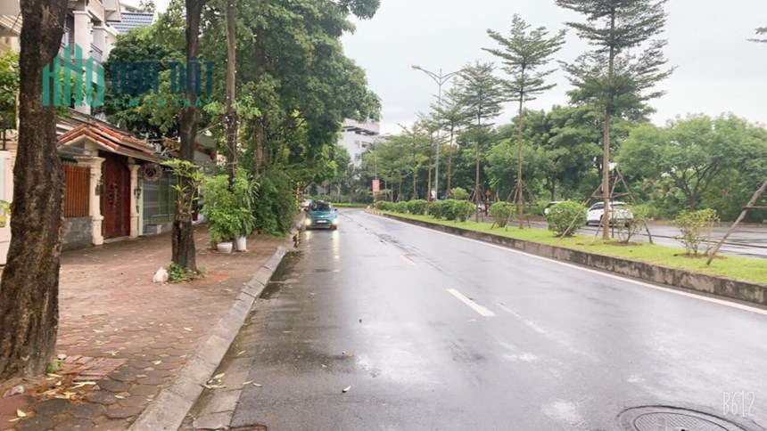 BÁN NHÀ PHÂN LÔ GÓC VIỆT HƯNG, LONG BIÊN, 150M, 4 tầng, Ô TÔ + VỈA HÈ, 30 TỶ HƠN