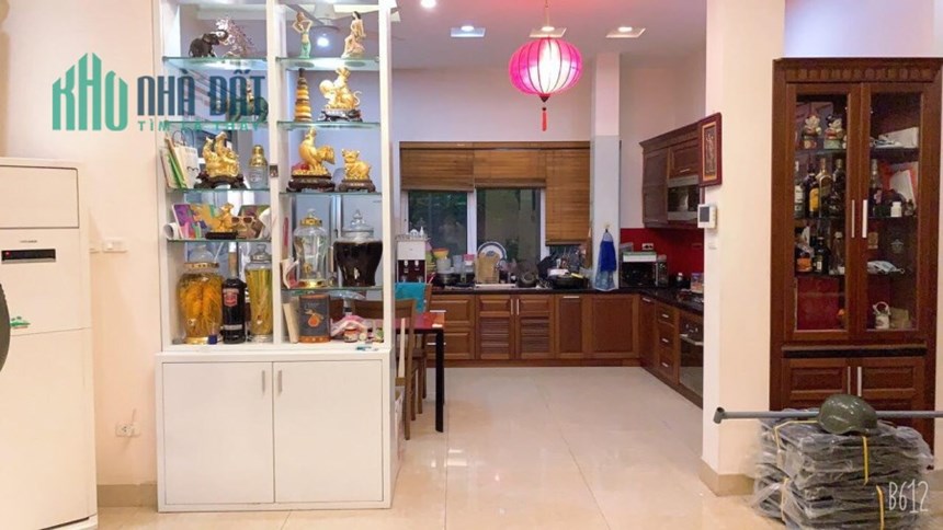 BÁN NHÀ PHÂN LÔ GÓC VIỆT HƯNG, LONG BIÊN, 150M, 4 tầng, Ô TÔ + VỈA HÈ, 30 TỶ HƠN