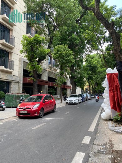 ⚜️ Bán Nhà Mặt Phố Lý Nam Đế, Hoàn kiếm, 80m2 9T, MT 6.5m, Chỉ 56.5 Tỷ ⚜️