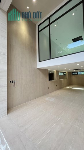 ⚜️ Bán Nhà Mặt Phố Lý Nam Đế, Hoàn kiếm, 80m2 9T, MT 6.5m, Chỉ 56.5 Tỷ ⚜️
