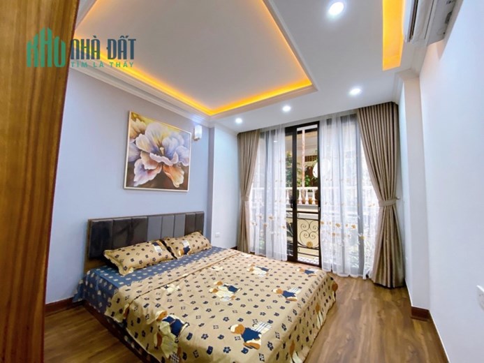Bán gấp nhà 5 tầng ô tô đỗ cửa cực đẹp tại 160 Lương Thế Vinh