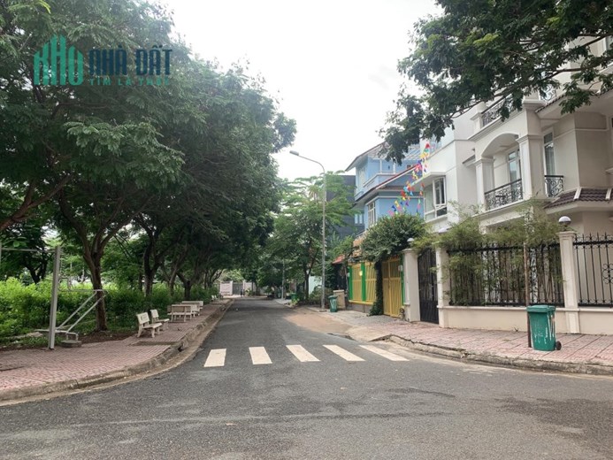Siêu Phẩm Nhà đang cho thuê 2 TỶ/NĂM. Do cần tiền nên chủ bán gấp, DT 600m2 giá 32 tỷ