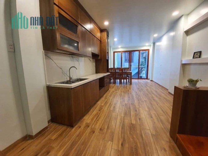 Bán căn nhà 79m2 phố Hoàng Hoa Thám, Tây Hồ 4 thoáng 15 căn hộ Dòng tiền >10% 10.4 Tỷ