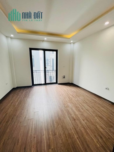 Bán ngôi nhà 77m2 phố Hoàng Hoa Thám, Tây Hồ Căn góc 15 ngủ Dòng tiền khủng 10.4 Tỷ