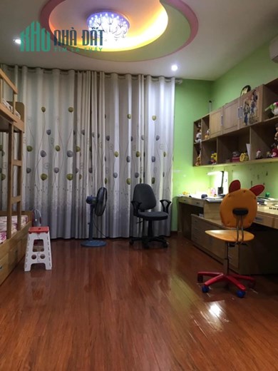 Bán nhà 167m2 phố Nghi Tàm, Tây Hồ Gara Ô tô Dòng tiền khủng Thang máy 16.8 Tỷ