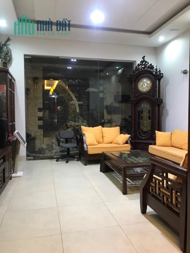 Bán nhà 169m2 phố Nghi Tàm, Tây Hồ Gara 2 Ô tô Dòng tiền khủng Thang máy Nhập 16.8 Tỷ