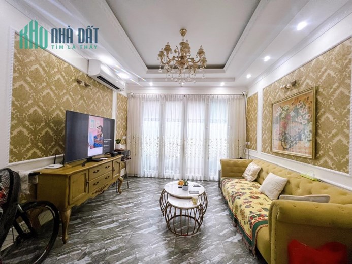 Rẻ Quá-Nhà Ngọc Thụy-Long Biên-Lô góc 41m2-Mt3.8- 4 tầng-Loanh quanh hơn 3 tỷ.