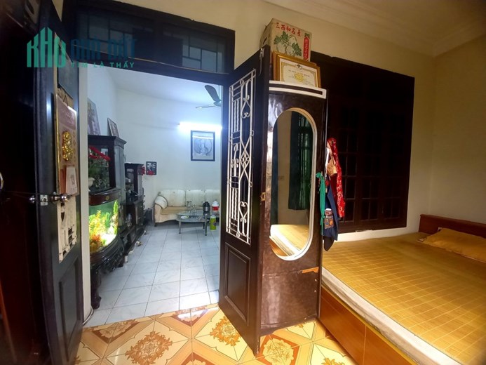 Bán nhà Nguyễn Chí Thanh, Đống Đa 110m2 - ngõ to như phố - ô tô Chánh - kinh doanh bất chấp