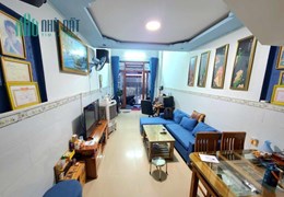 Nhà sát đường chính Phan Đăng Lưu, Hải Châu, kiệt 3m = 2 tỷ X