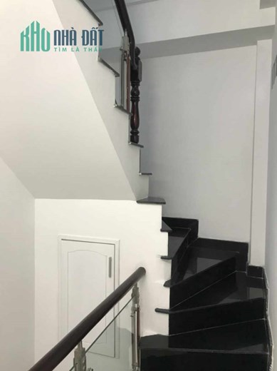 Bán Nhà Sư Vạn Hạnh Quận 10, 45m2, Hẻm xe hơi đỗ cửa, 4 Tầng, Mới ở ngay