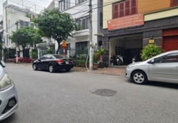 BÁN GẤP LÔ ĐẤT HOA LÂM - ĐẤU GIÁ VIỆT HƯNG, LÔ GÓC 2 THOÁNG, ĐƯỜNG THÊNH THANG, VỈA HÈ ĐÁ BÓNG.