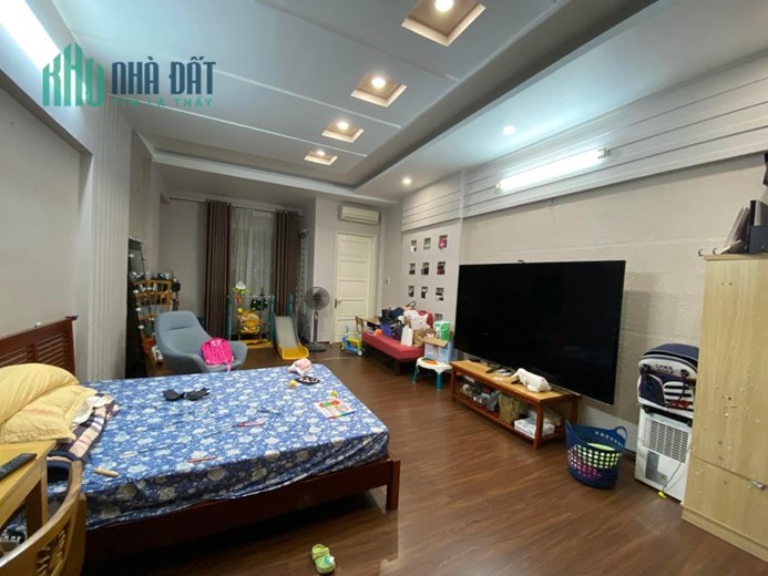 108m 6 Tầng Mặt Tiền 5m Mặt Phố Dương Quảng Hàm Cầu Giấy. Mặt Phố Kinh Doanh Cưc Đỉnh. Vỉa Hè Đá