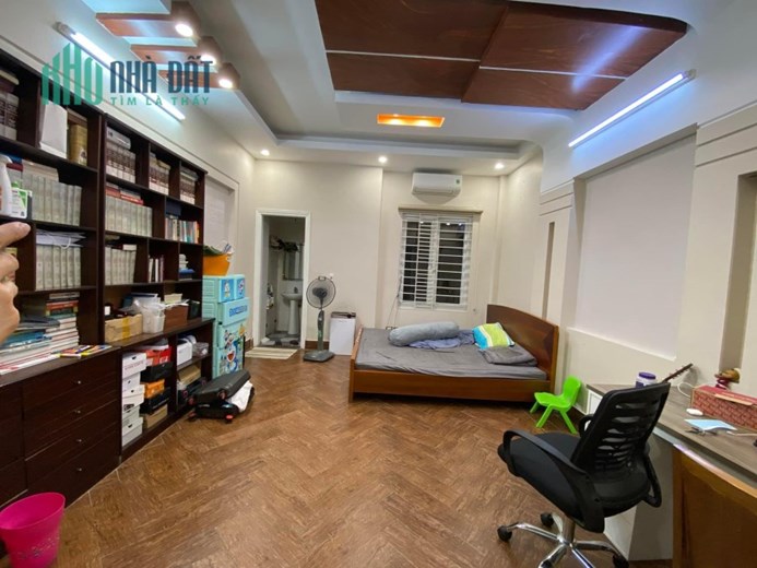108m 6 Tầng Mặt Tiền 5m Mặt Phố Dương Quảng Hàm Cầu Giấy. Mặt Phố Kinh Doanh Cưc Đỉnh. Vỉa Hè Đá