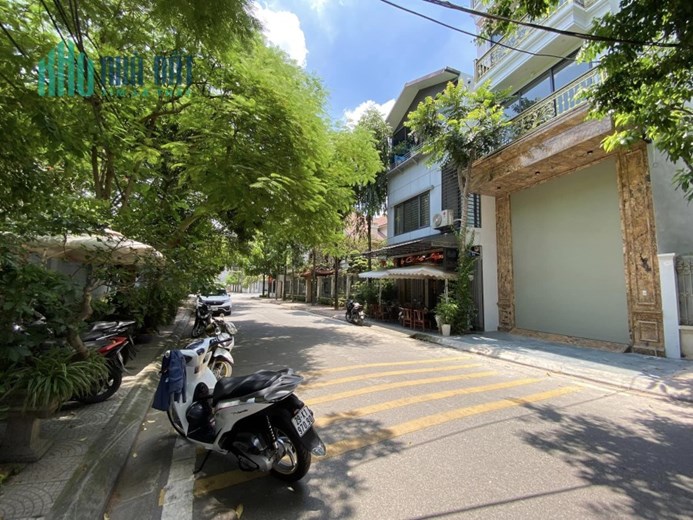 GẤP ! GẤP! 12 TỶ - 115M2 - NGUYỄN VĂN CỪ - CẠNH CẦU CHƯƠNG DƯƠNG.