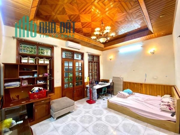BÁN GẤP NHÀ MAI DỊCH CẦU GIẤY, GẦN ĐH THƯƠNG MẠI, ÔTÔ VÀO NHÀ, SÁT PHỐ, 50MX5T CHỈ 7TỶ5