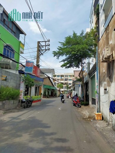Bán nhà 3 tâng, Mặt tiền Hoàng Xuân Nhị, Tân Phú, 13m2, chỉ 1.9 tỷ TL