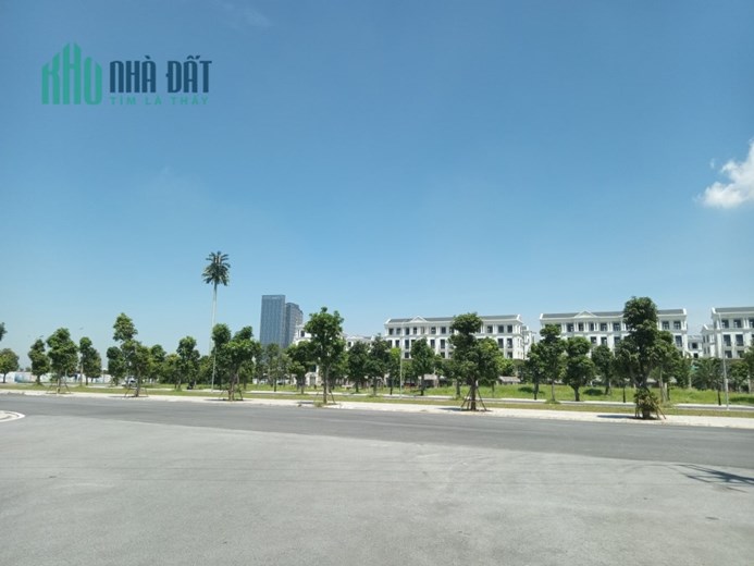 Biệt Thự đẳng cấp Gia Lâm, 3 mặt thoáng, 382 m2, 4T, chỉ 25 tỷ.