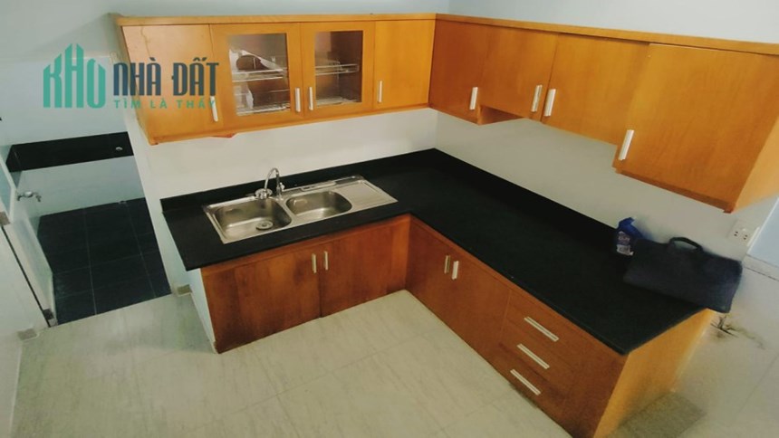 Bán nhà MT PHƯỜNG Hiệp Thành QUẬN 12, dài 12.7, Đ.6m, giá giảm còn 3.3 tỷ