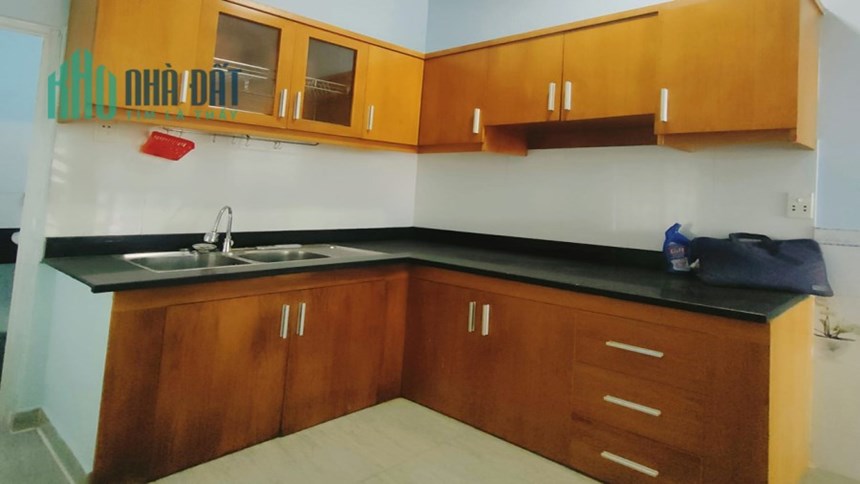 Bán nhà MT PHƯỜNG Hiệp Thành QUẬN 12, dài 12.7, Đ.6m, giá giảm còn 3.3 tỷ