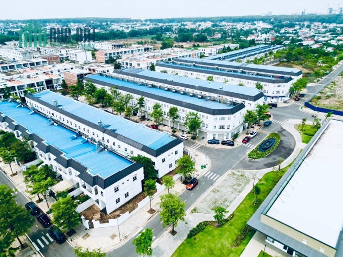 Gấp! Chính chủ cần bán căn nhà phố giá cực tốt, đón đầu sân bay Quốc tế Long Thành giá hiện tại cho