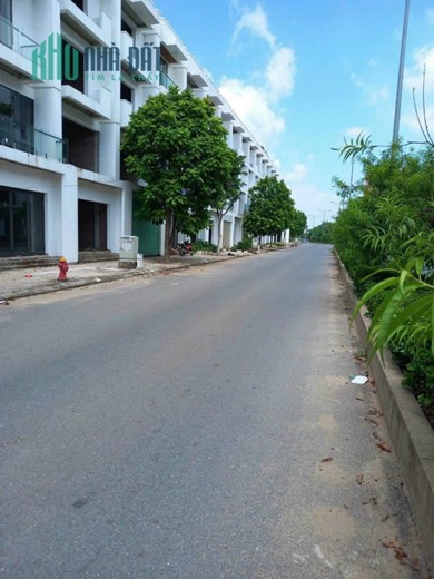 Bán nhà 5 tầng shophouse Park Hill  💚Diện tích : 100m2  giá : 3,5 tỷ