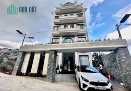 Bán khách sạn 16 phòng giá hạt dẻ mà view đỉnh của chóp