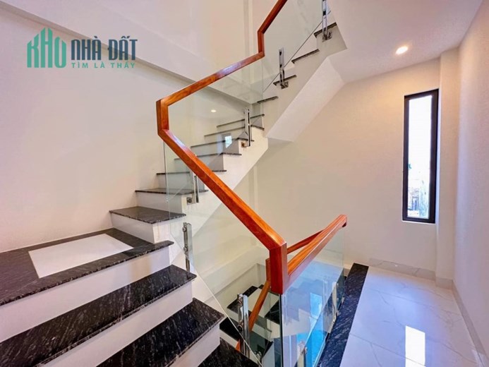 bán nhà giáp nhị - hoàng mai -nhà sát khu vực hành chính quận hoàng mai - 5 tầng  30 m2