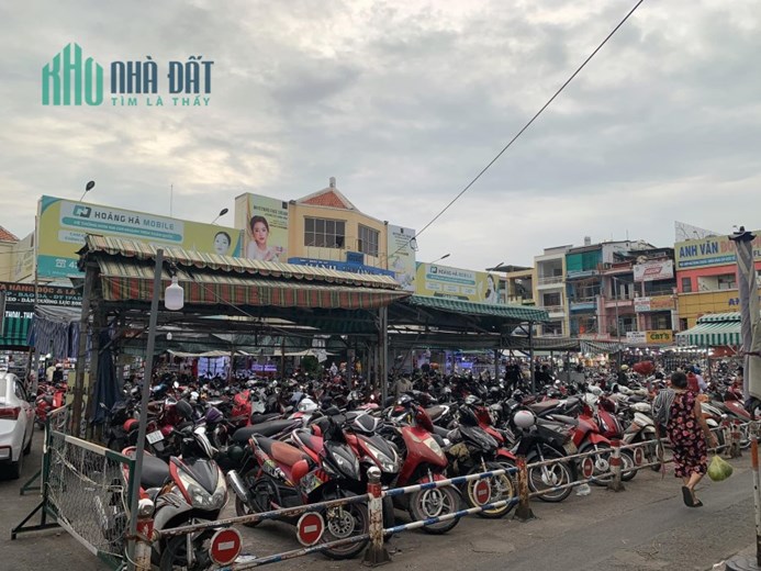 Mặt Tiền Kinh Doanh Chợ Đêm Hạnh Thông Tây – 68m2 – 4 Tầng – 11 Tỷ