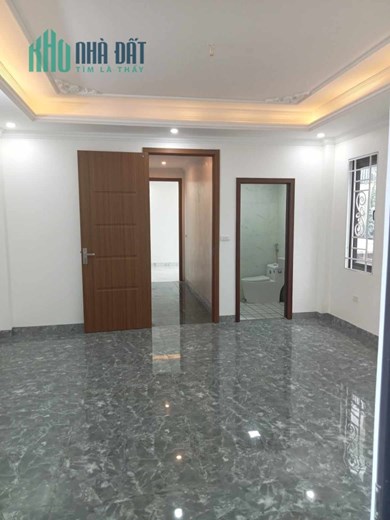 Nhà mới Quận Hoàng Mai, 5 tầng thang máy, ô tô vào nhà