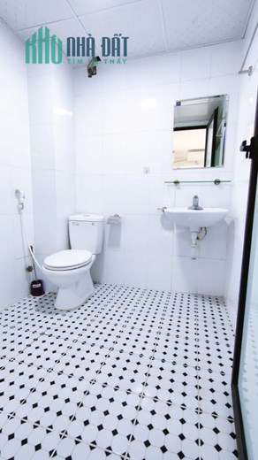 CHÍNH CHỦ CẦN SANG NHƯỢNG PHÒNG Ở TINGTONG 16 ĐÌNH THÔN - Diện tích: 25m2+ Phòng tầng 5 có thang